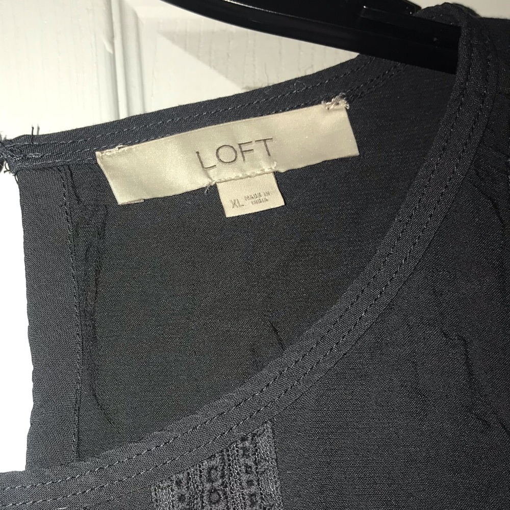 Tops Tops - Picture 2 of 10